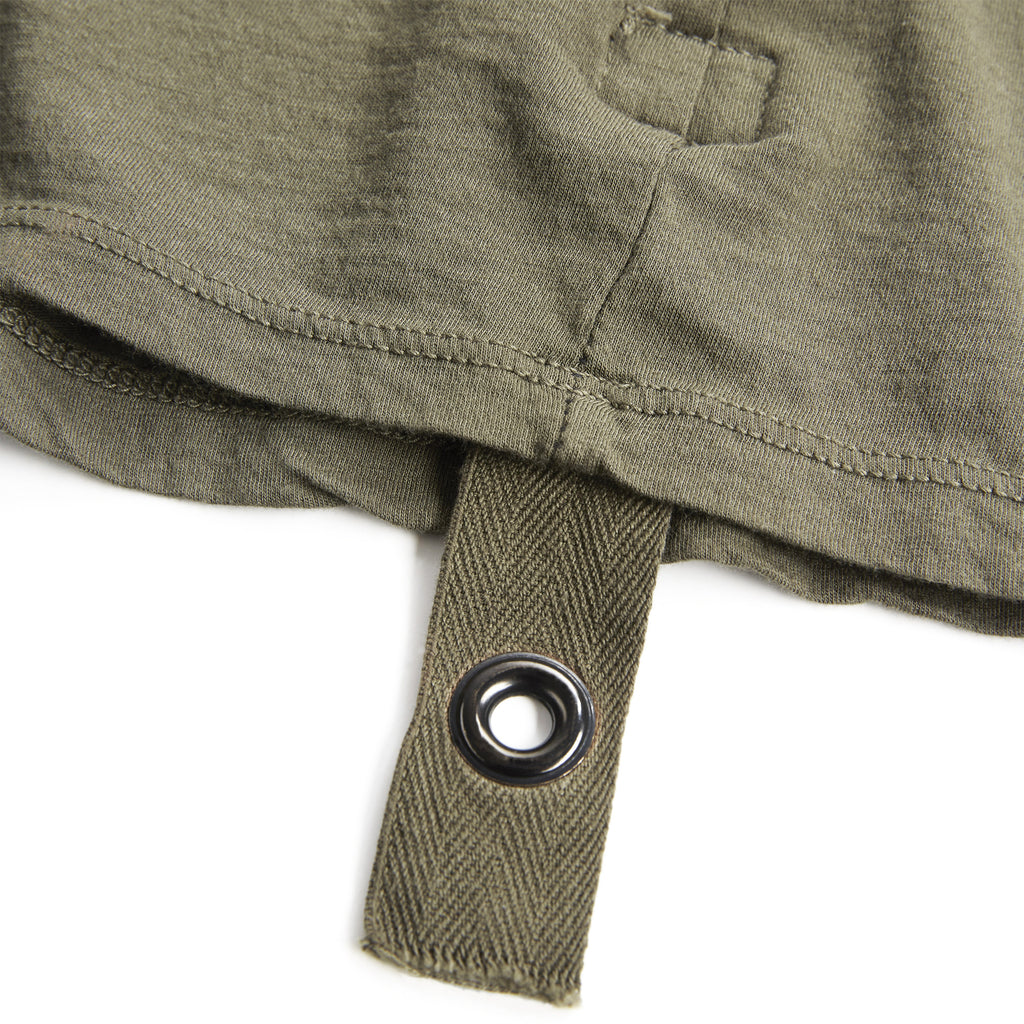 Raw V-neck Olive