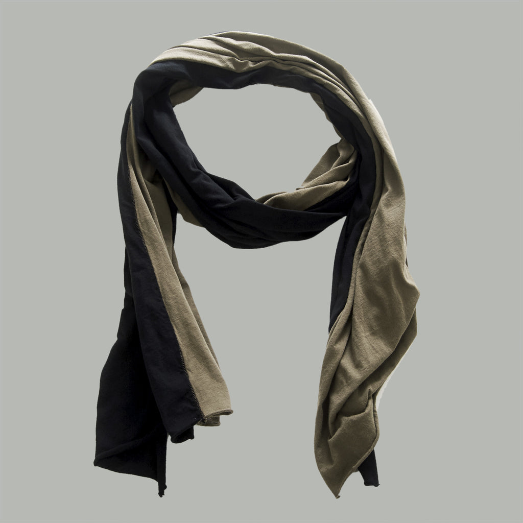 FLAG SCARF OLIVE